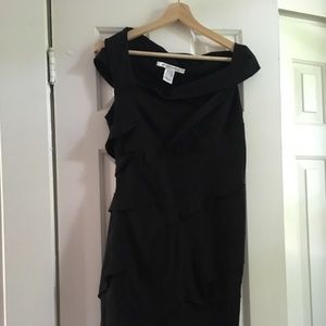 Sexy bodycon DVF little black dress
